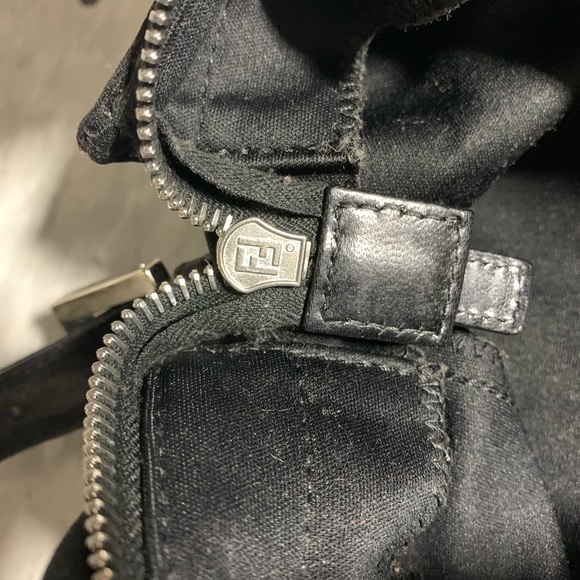 Fendi purse - Picture 7 of 9